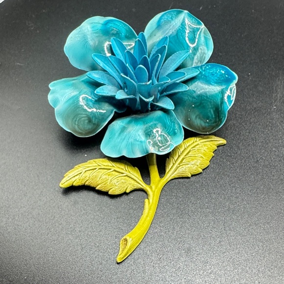 Vintage Enamel TURQUOISE Large Metal Flower Power Pin Brooch - Picture 3 of 6